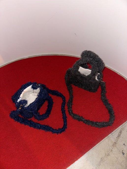 KOTA GUSHIKEN / HAND CROCHET DENIM-ISH HAND BAG : GREY ONLY