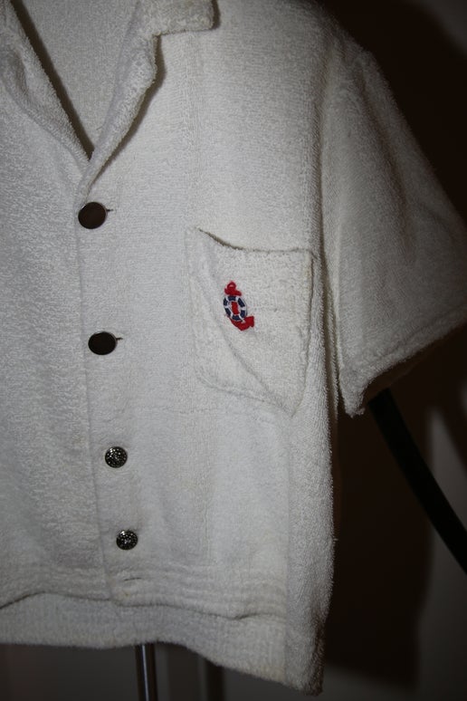 1960 VINTAGE / TERRY CLOTH BEACH SHIRT IN WHITE