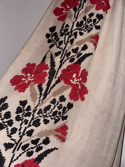 1950 VINTAGE / RUSSIAN HAND EMBROIDERY LINEN DRESS