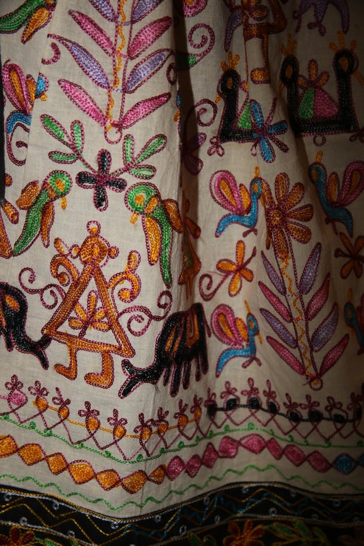 1970 VINTAGE / EMBROIDERY SKIRT IN COTTON
