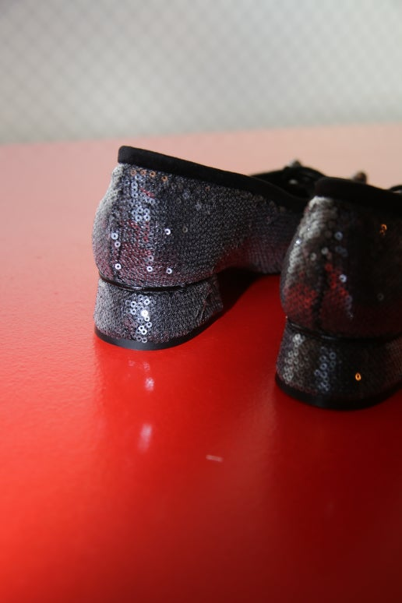 PAULA CANOVAS DEL VAS / DIABRO BALLERINA IN SEQUIN