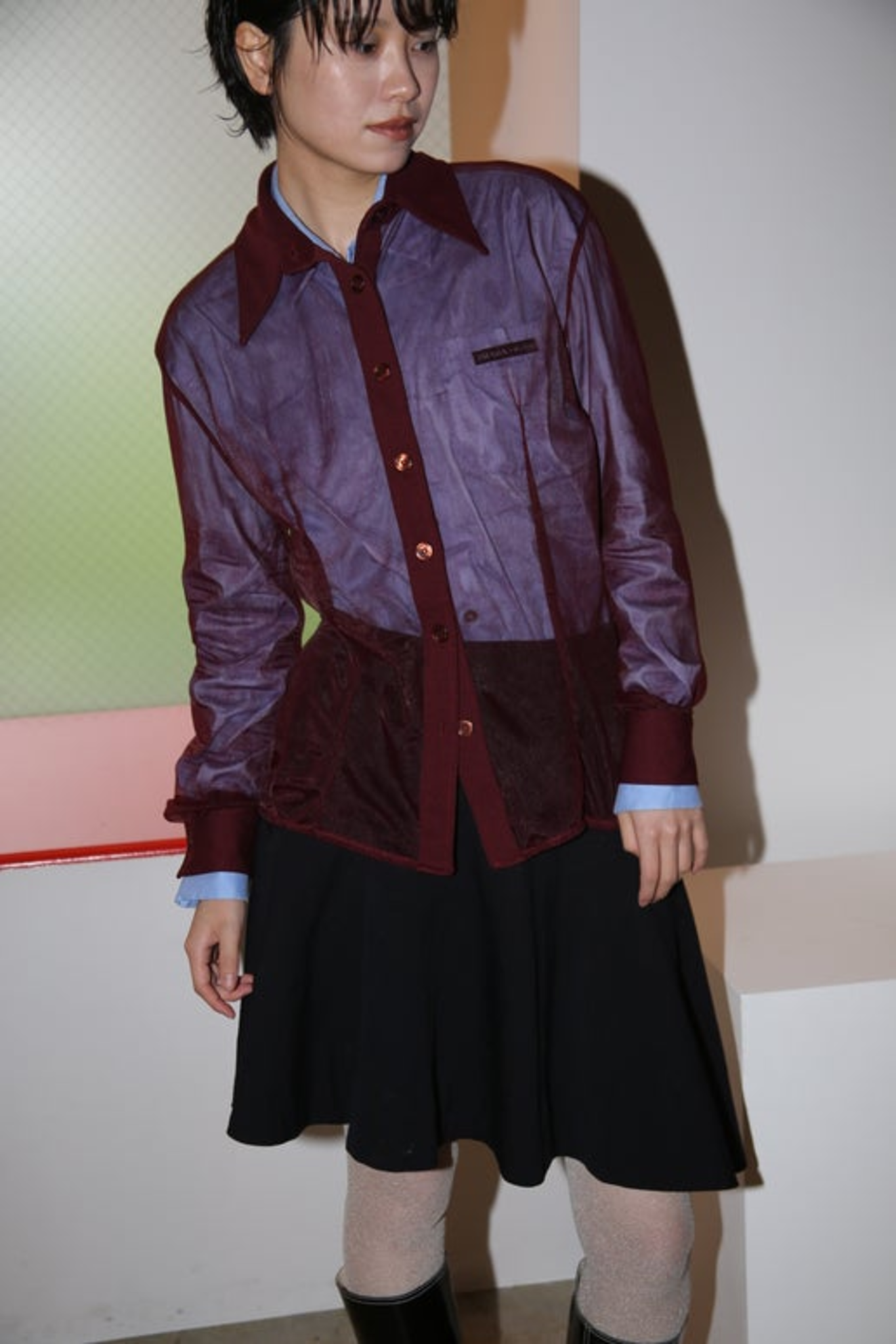 1970 VINTAGE / TRANSPARENT DRESS SHIRT IN BURGUNDY
