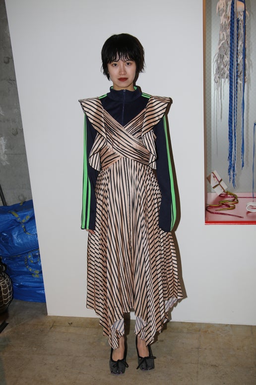 SELF PORTRAIT / STRIPE SATIN PLEATED DRESS